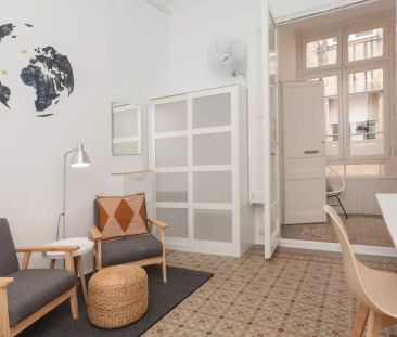 Stylish room for rent in 9-bedroom apartment in Gracia - Foto 6