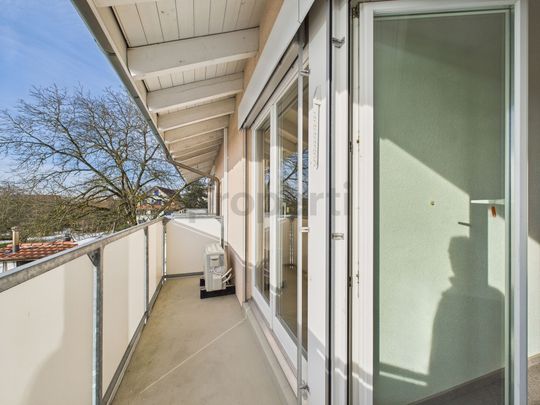 Beautiful 4.5-room single-family house with garden in Ottenbach - Photo 1