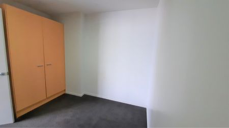 Great Inner City Pad! - Photo 3