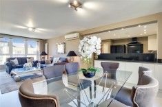 St Johns Wood Park, NW8, London - Photo 1