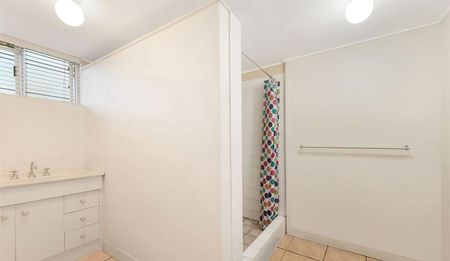 12 Seventh Avenue, Windsor QLD 4030 - House For Rent | Domain - Photo 4