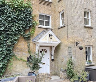 4 bed End Terrace House for rent - Photo 4