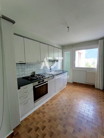 Location Appartement 3 pièces 74m² ST EGREVE 38120 - Photo 3