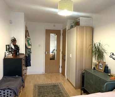 1 Bed Flat, Knowle Road, BS4 - Photo 5