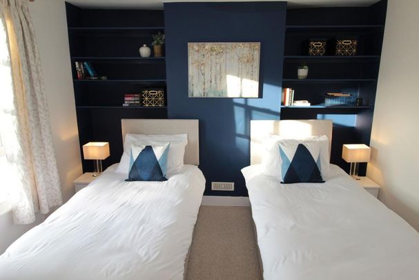 2 bedroom terraced house to rent - Photo 1