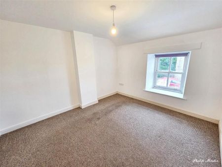 2 bedroom detached house to rent - Photo 5