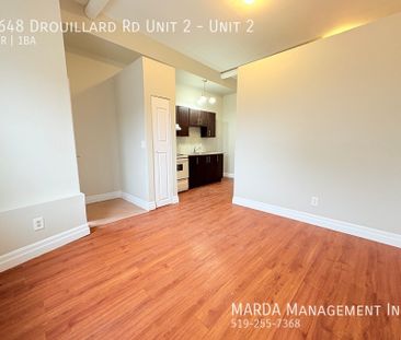 NEWLY RENOVATED 1-BEDROOM/1-BATH SUITE +HYDRO&GAS - Photo 6