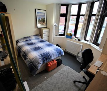Greyshiels Avenue, Headingley, LS6 3DR, Leeds - Photo 3