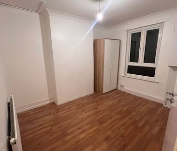 Room in a Shared House, Sidney Road, SE25 - Photo 2