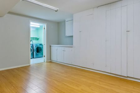 For Lease - 330 Poplar Drive, Oakville, Ontario - Photo 3