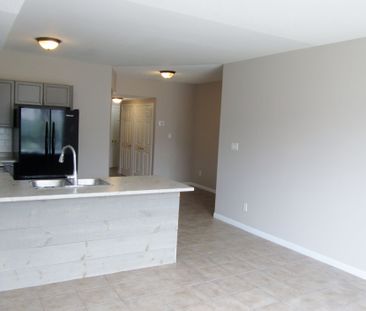 For Lease - 342 Edgehill Drive Unit# Unit B, Barrie, Ontario - Photo 1