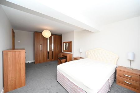 51 Beechill Park East, Belfast, BT8 6NY - Photo 4