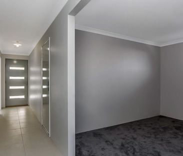 Apply Now! - Photo 1