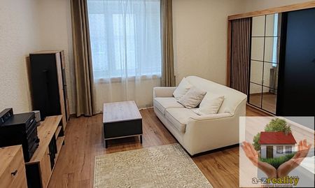Zariadený veľký 2 izbový byt na prenájom v Komárne - Photo 3