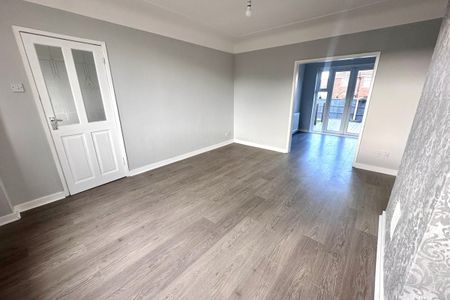 Prenton Village Road - Photo 2