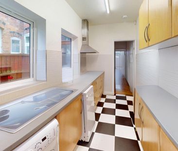 77 Kitchener Road - Photo 6