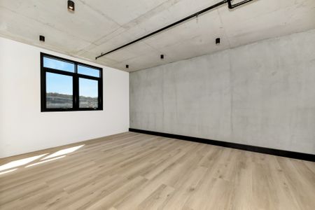 Brand New Complex Ready to Move-In - Photo 5