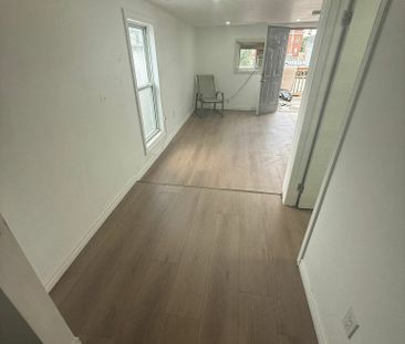 For Lease - 595 Dundas Street Unit# 4, Woodstock, Ontario - Photo 4