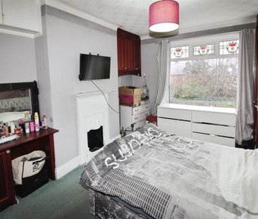 3 bedroom semi-detached house to rent - Photo 6