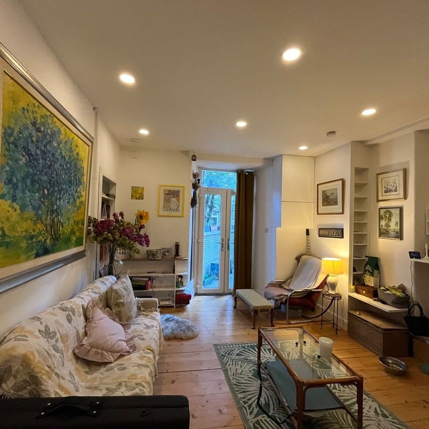 1 Bed Flat, Rossie Place, EH7 - Photo 1