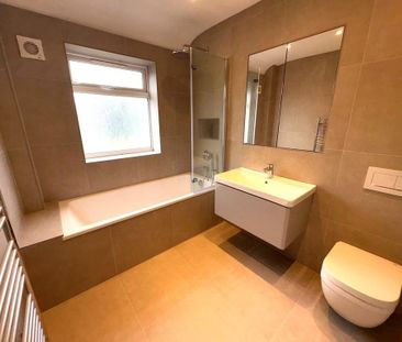 3 bedroom semi-detached house to rent - Photo 3