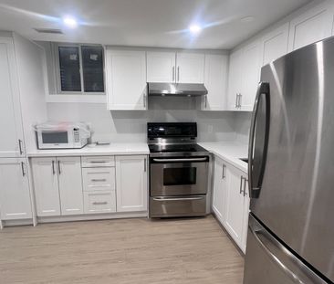 For Lease - 8 Rainsford Road, Markham, Ontario - Photo 2