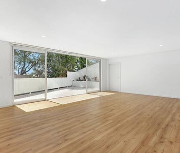 Designer Townhouse - Photo 2
