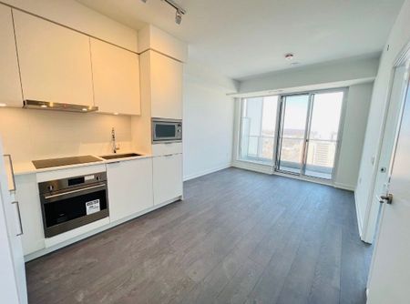 For Lease - 7 Golden Lion Heights Unit# N1802, Toronto, Ontario - Photo 3