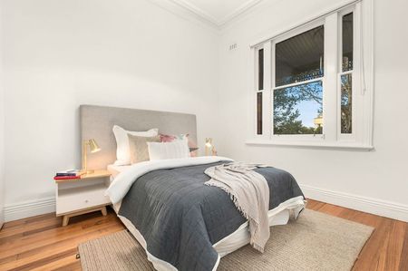 324 Bellair Street, Kensington VIC 3031 - Photo 4