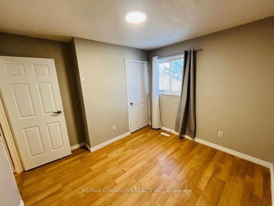 For Lease - 14 Simmons Boulevard, Brampton, Ontario - Photo 1