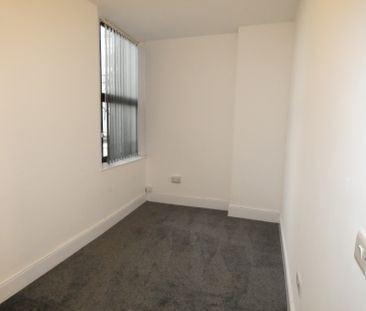 Alexandra Road Flat 6 - Photo 4