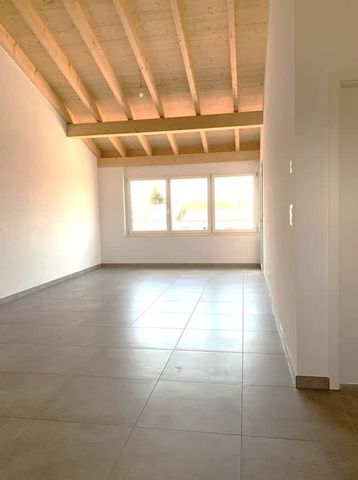 2.5 Zimmer, 64 m², 2. Stock - Photo 3