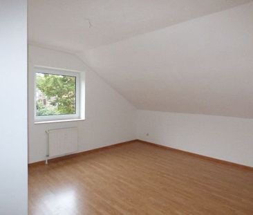 GroÃzÃ¼gige, ruhig gelegene 3-Zimmer-Wohnung in Lostau zu vermieten! - Foto 3