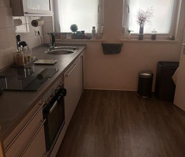 AB SOFORT bezugsfrei - Wohnung mit Balkon, zentral (600m zum Hbf) - Photo 5