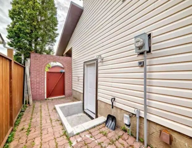 2 bedroom 1 bathroom basement suite for rent | 272 Templevale Road Northeast, Calgary - Photo 1