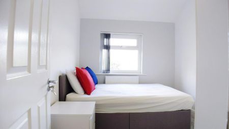 3 bedroom house to rent - Photo 2