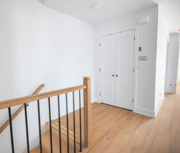 Appartement à louer - Laval (Chomedey) (Autres) - Photo 1