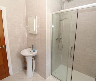 6 bedroom house to rent - Photo 5