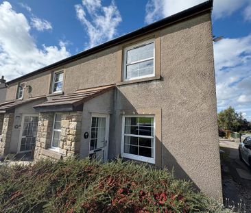 2 bedroom end of terrace house to rent - Photo 3