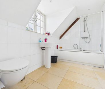 4 bedroom terraced house to rent - Photo 1