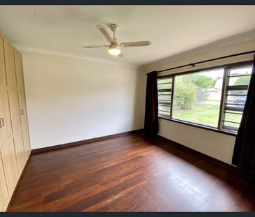 CHARACTER HOME WITH AWESOME OUTDOOR ENTERTAINING! - Photo 6