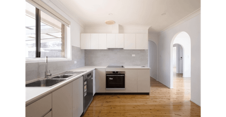 Absolutely Stunning Three Bedroom Home - Photo 3