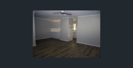 HIDDEN GEM - Low Maintenance 3x1 - Photo 2