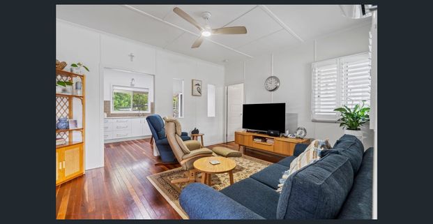 Beautifully Family Home in Prime Eastern Heights Location - Photo 1