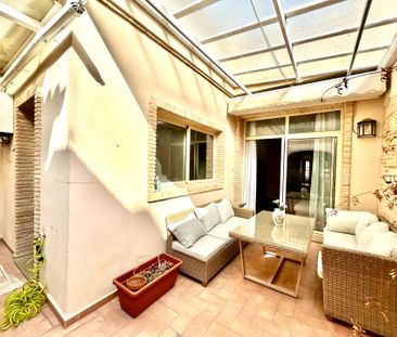 Casa mediterránea con grandes terrazas y 4 dormitorios en Rafelbunyol - Foto 4