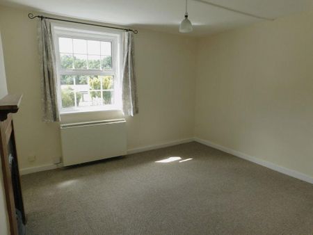 2 bedroom cottage to rent - Photo 2