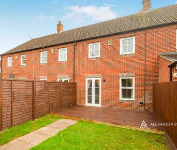 3 bedroom terraced house to rent - Photo 1