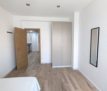 4 room luxury Apartment for rent in Valencia, Spain - Photo 5