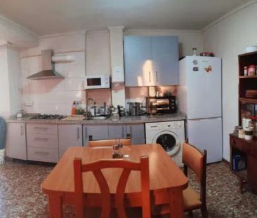 Alquiler de piso en Calle Piaggine - Photo 4