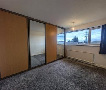 3 bedroom semi-detached house to rent - Photo 5